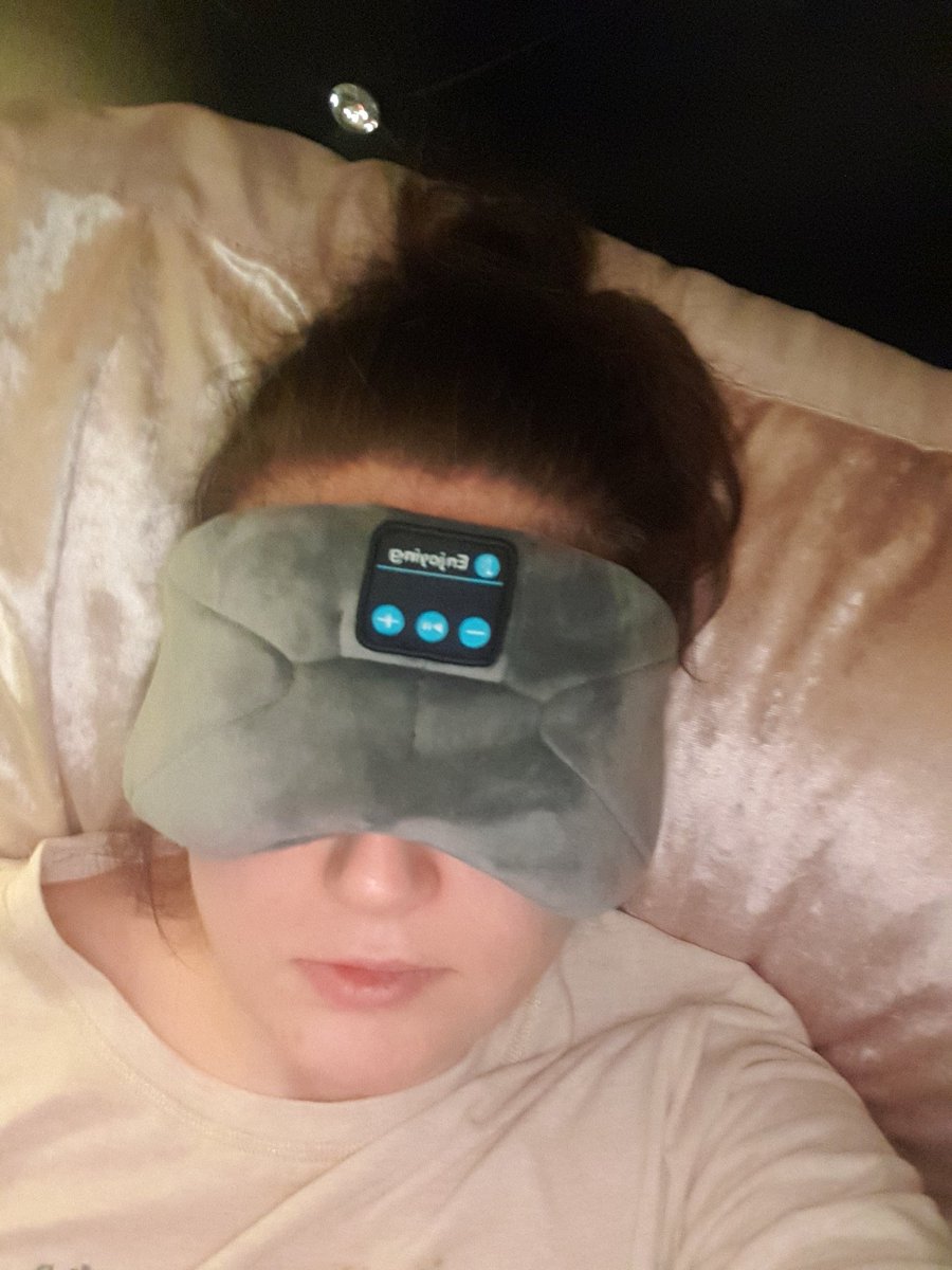 AimeeHenry91's tweet photo. Home after a backshift .time to chill with a audiobook and see if this helps me unwind 💪💤 #chilltime #lookingaftermymentalhealth #NHSworker @ https://t.co/NVjmPInvcg