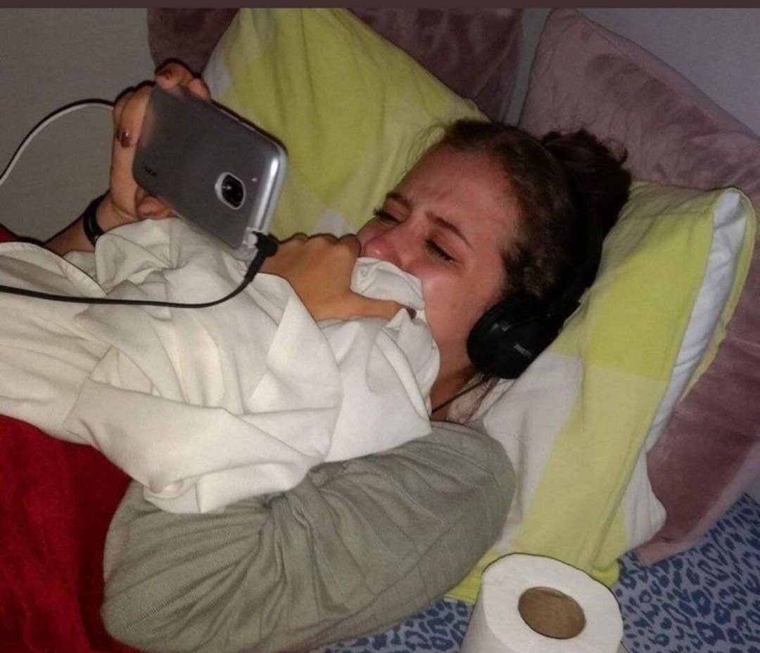 aline__lima's tweet photo. Eu feliz quando tiram a bala da Nairobi/Eu no ep 6
#LaCasaDePapel4 https://t.co/Yh9MnA7k8h
