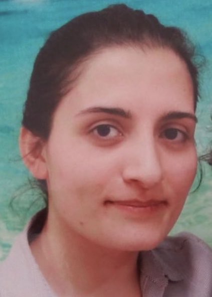 AntonellaNapoli's tweet photo. #HelinBolek era una cantante e attivista turca, aveva 28 anni. Da 288 giorni era in sciopero della fame per protestare contro l’ingiusta detenzione dei componenti del suo gruppo, #GrupYorum.  Si è lasciata morire nella #Turchia di #Erdogan che considera gli oppositori terroristi. https://t.co/pcESFS84U6