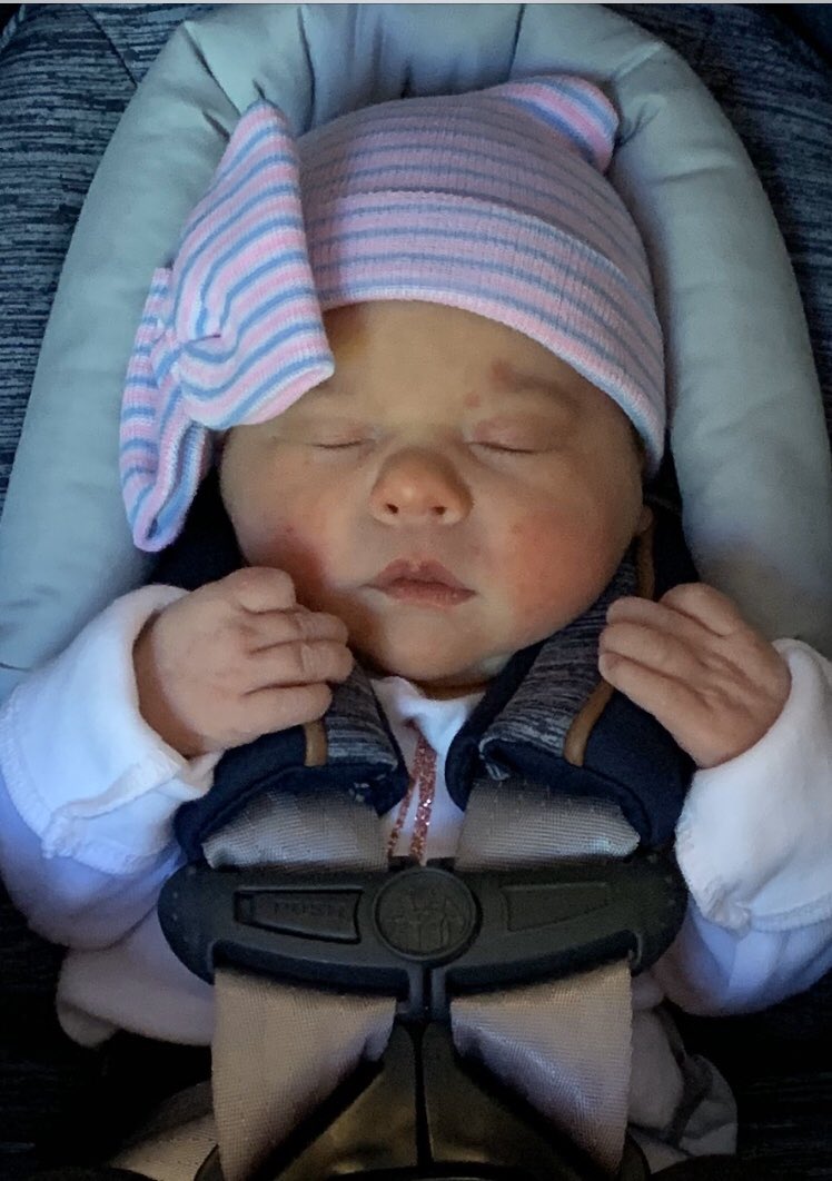AngelaB62841038's tweet photo. Ryleigh Nicole Myrick #myfirstgrandbaby #iminlove https://t.co/tAJGqf98VD