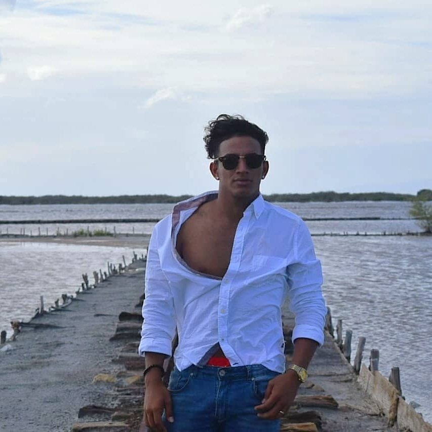 ElProtta's tweet photo. #NuevaFotoDePerfil https://t.co/6B1bqavTpn