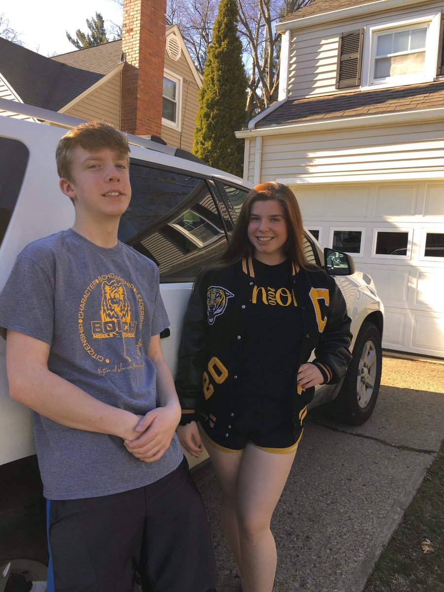 ahbbeyy's tweet photo. #RemoteBTP cfalls spirit day !! bolich shirt &amp; our @CFHSclassof2020 senior sweats :) https://t.co/zyHTHLrefL
