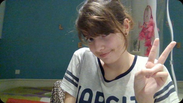 CobenaMarcos's tweet image. 🔴 EN VIVO lunawine en #YouNow younow.com/lunawine/19492…