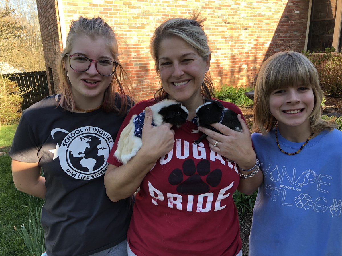 Mitzi Levering tweet media