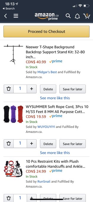 Do I get this green screen stand? 🤔🤔 https://t.co/NTqBkso3uc<a href="/tag/toronto"class="tags"><span>#toronto</span></a>