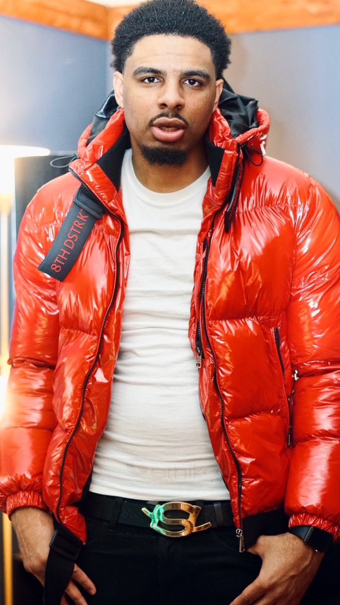 KiddoCurry's tweet photo. WONT BUY NO PUSSY UP ON GOD WONT LET NO NIGGA PULL MY CARD ... NIGGA PLAYED WITH ME HE DIED AND ON HIS PAGE IS BREAKING HEARTS💔 I AINT SAYING WE THA TOUGHEST BUT ITS BEST FA U TO THINK SMART 💯🖤🗣📷🎥📸 https://t.co/eTKcQNO1RG