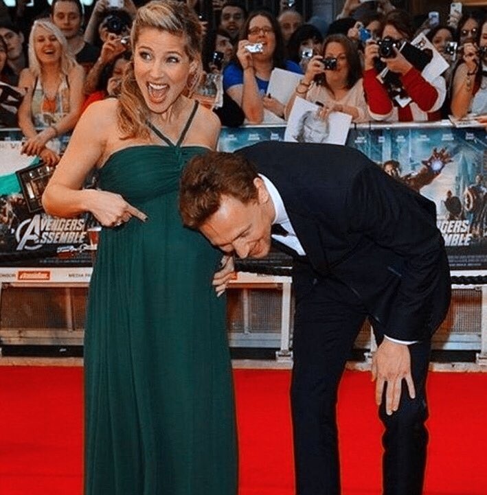 badpostwh's tweet photo. Tom checking chris hemsworth's baby is the best thing you will see today (2012) https://t.co/d8Sh2oUUYp