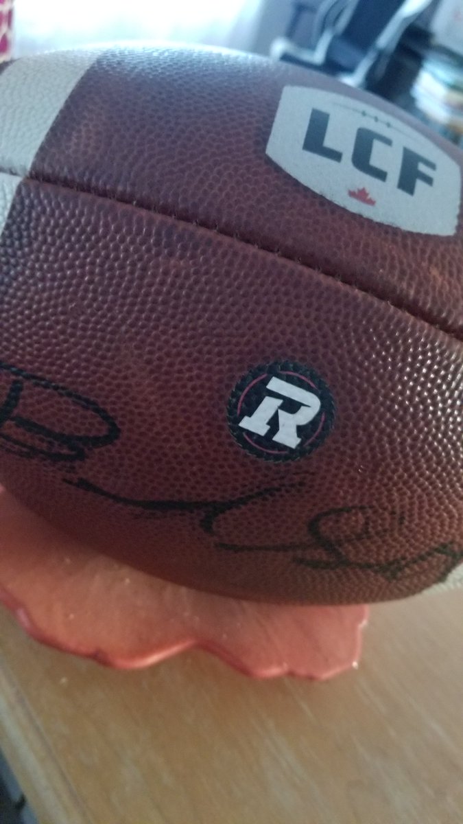 newfiehun's tweet photo. #46 @CFLonTSN #PlaysOfTheYear2019 #NoTwittySmitty @calstampeders #Pick6 ๐ฅฐ๐ https://t.co/UqdpRVxXmL