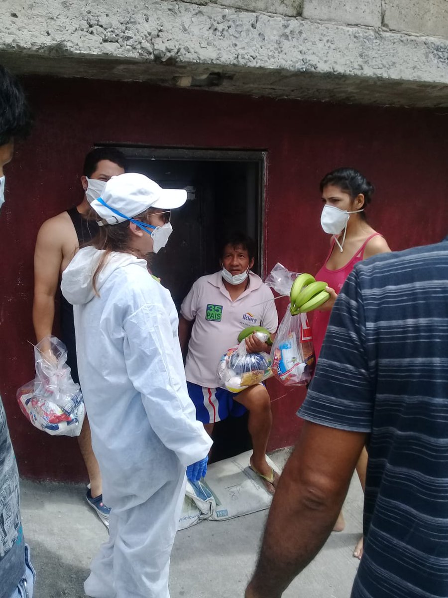 torerasalsera's tweet photo. #TerritorioPorElGuayas
🙌🇪🇨 Colaborando con un granito de arena #GobiernoDelGuayas gracias a todos por sus donaciones... Entrega de Kits de Alimentos 💪🤝
#PorTiGuayaquil https://t.co/9lBZiQKbC5