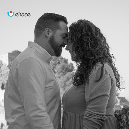 aroca_pro's tweet photo. Hoy era el gran día de Mabe y Jorge, pero por las circunstancias han tenido que aplazarla, pero tranquilos chicos, que ¡en nada estamos de boda!
Mientras tanto nos quedamos con su amor y su ternura... 💏
#todovaasalirbien #bodas2020 https://t.co/cH2JS6yHKP