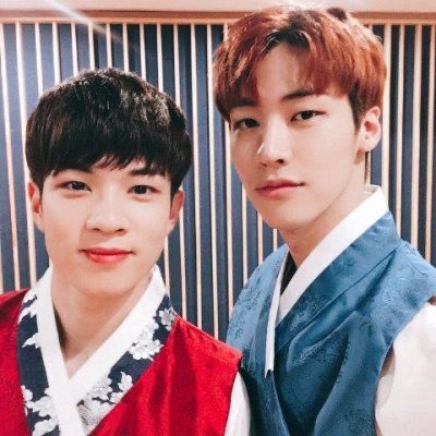 Some photos of Seunghyub and Hweseung that I have saved on my phone: a thread (also feel free to reply with some other ones! )