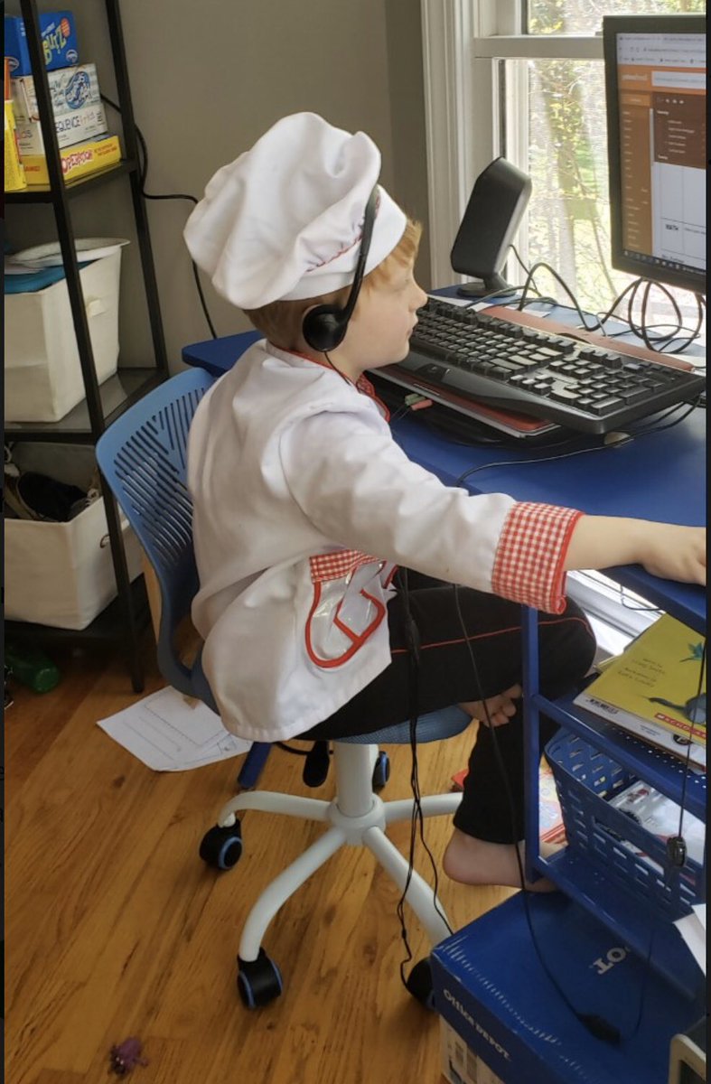 Sandra_Fortune1's tweet photo. Bakerโs Virtual Spirit Week
Costume Day and Fort Day! ๐
#JourneyToAwe
#LovingTheCreativity https://t.co/8AGOaCk4FI