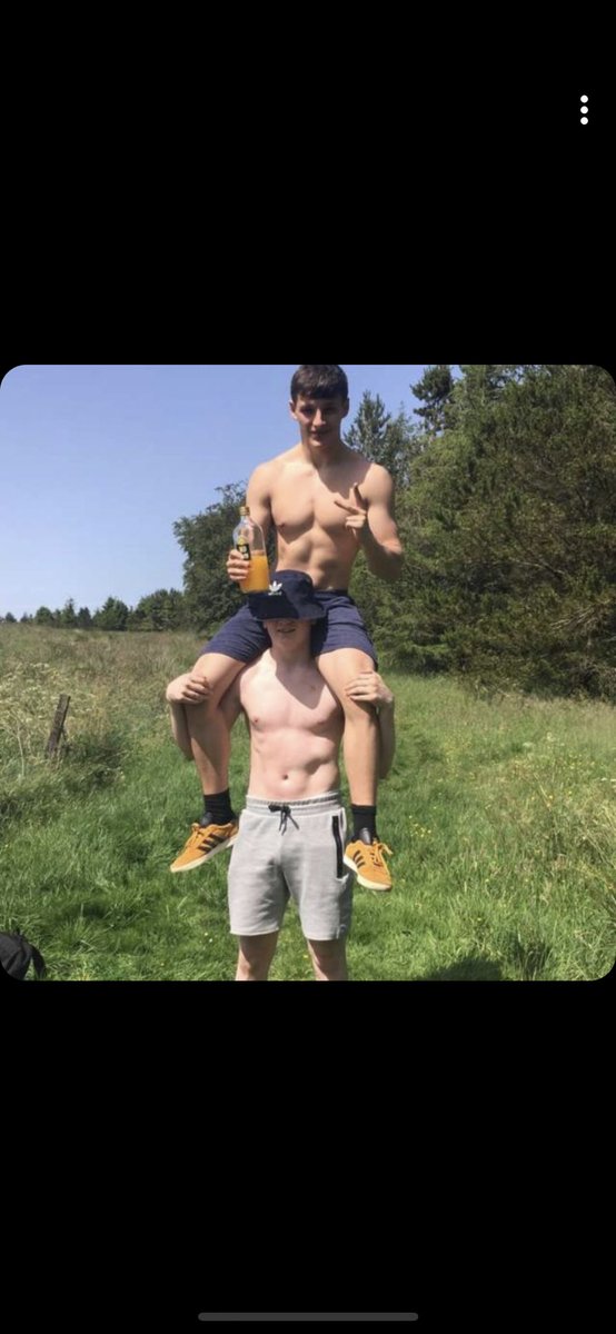 WERETHEFKNSNUTS's tweet photo. Happy bday to the boy with a good twitter pp @michael_clark90 #4less https://t.co/HgjMp08a7j