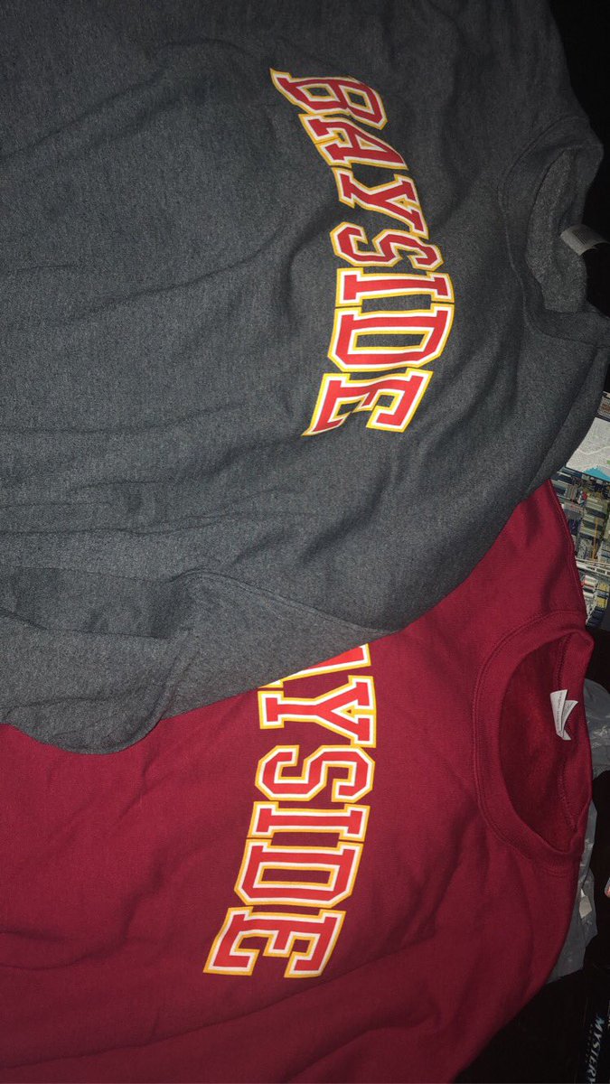mrsmathemagical's tweet photo. Bayside Pride! @BHSMarlins today was my dad’s birthday so I put these throwback sweatshirts and a handmade card on my parents’ porch :) gotta share my #marlinpride #makeyourmarkmarlins #proudmarlin https://t.co/f4acqNQ1wF