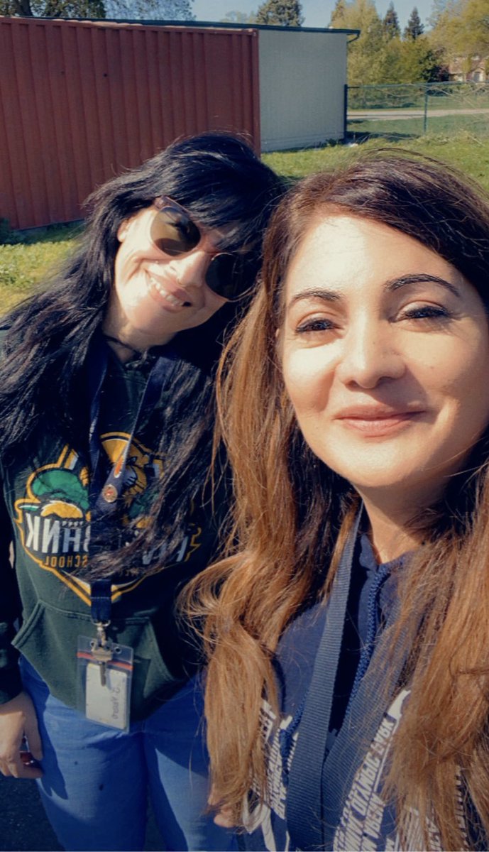 Riverbank gave out Chromebooks today  to many families! Thank you to the amazing principals and staff that helped.
<a href="/WUSDK12/">WUSD</a> <a href="/WUSD_EdServices/">WUSD-EDSERVICES</a> <a href="/K8Wusd/">RiverbankOtters</a> <a href="/brabbpatterson/">Belinda Rabb-Patters</a>