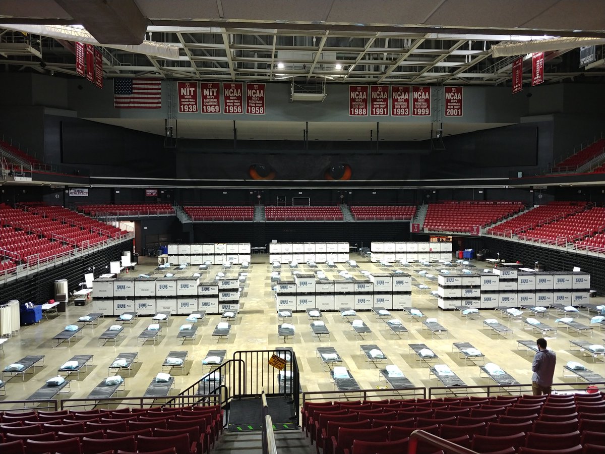 Temple proud <a href="/TempleUniv/">Temple University</a> Met the team running our surge medical facilty. Amazing men and women - we're in good hands and thankful for their expertise, passion and Temple's support. #Templeproud #phillyunited