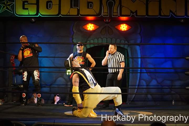 Big Baby Powder (@bbpinkiesup) on Twitter photo If no one's feel yo vibe, just feel yoself 🕺
#VF3Forever
#PinkiesUp
#GoldRush
Photo by:<a href="/HuckabyWrestlin/">Huckaby Wrestling</a> If no one's feel yo vibe, just feel yoself 🕺
#VF3Forever
#PinkiesUp
#GoldRush
Photo by:<a href="/HuckabyWrestlin/">Huckaby Wrestling</a>