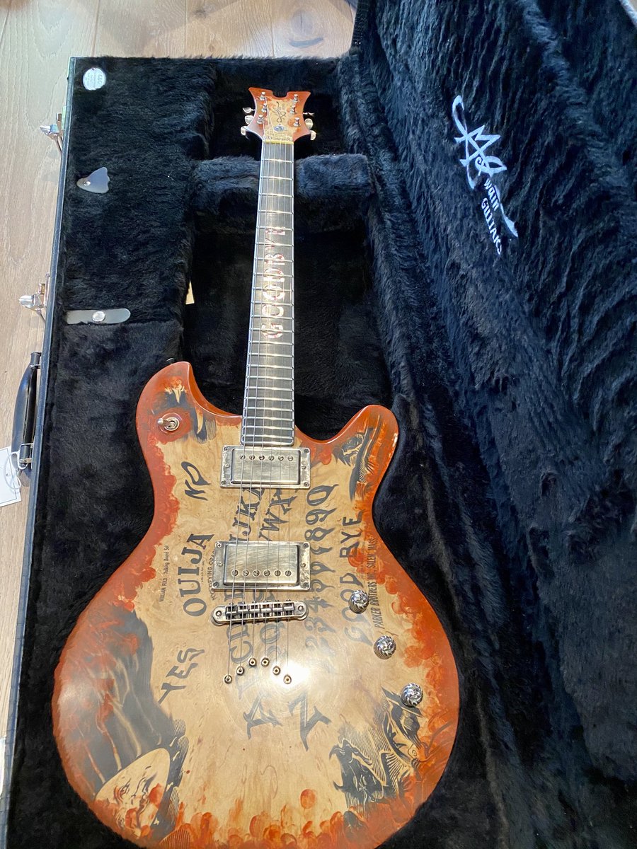 When your 50th birthday is cancelled and you get one gift.   This is the best to stay home and play with.   ⁦<a href="/McSwainGuitars/">McSwain Guitars</a>⁩ #customguitar #guitar #ouija #skull #mcswain #mcswainguitars  #quarantinebirthday