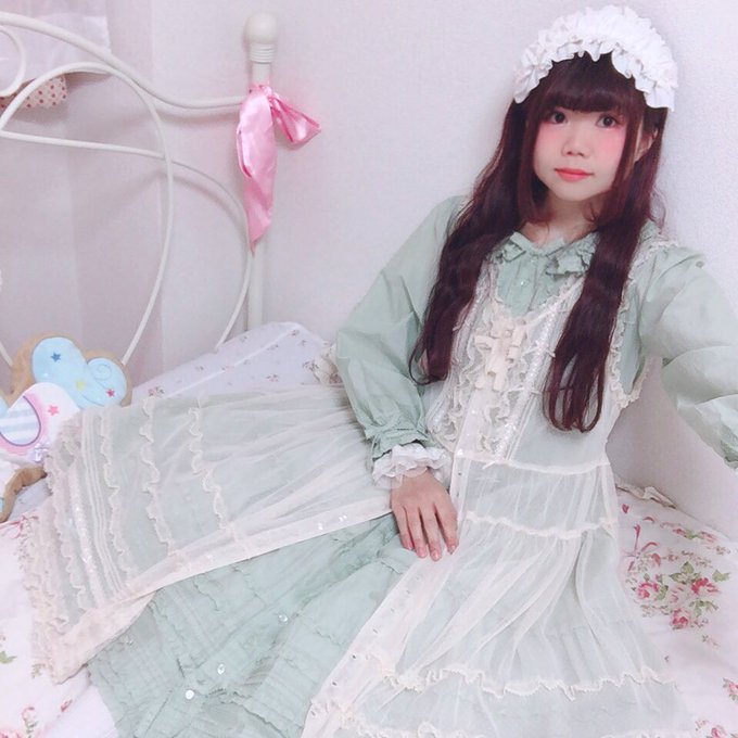 ピンクハウスコーデのtwitterイラスト検索結果