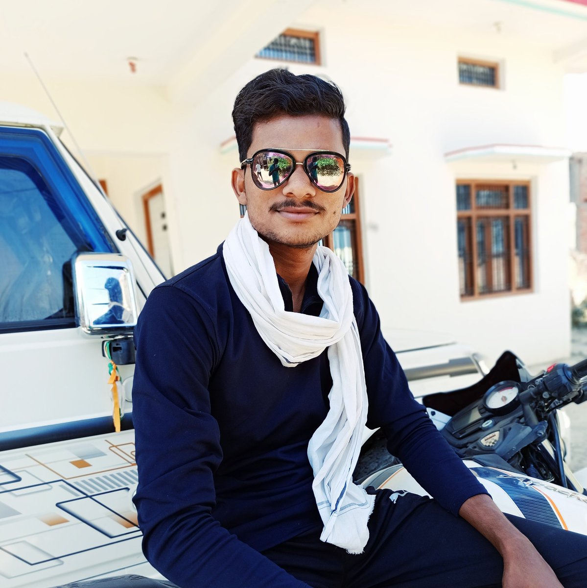 choti bachi ke liye gown
