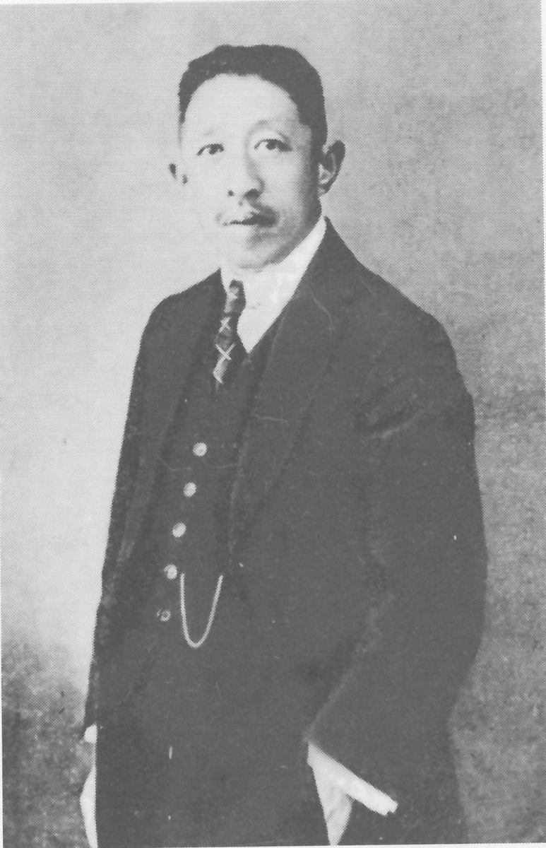 The architect of Soviet-KMT alliance and KMT-CCP coalition was the leader of left wing KMT Liao Zhongkai 廖仲愷, born/educated in San Francisco, graduated University in Japan. His US-Japan background made him Sun Yatsen's close associate. He made possible 4 Borodin 2 come 2 China