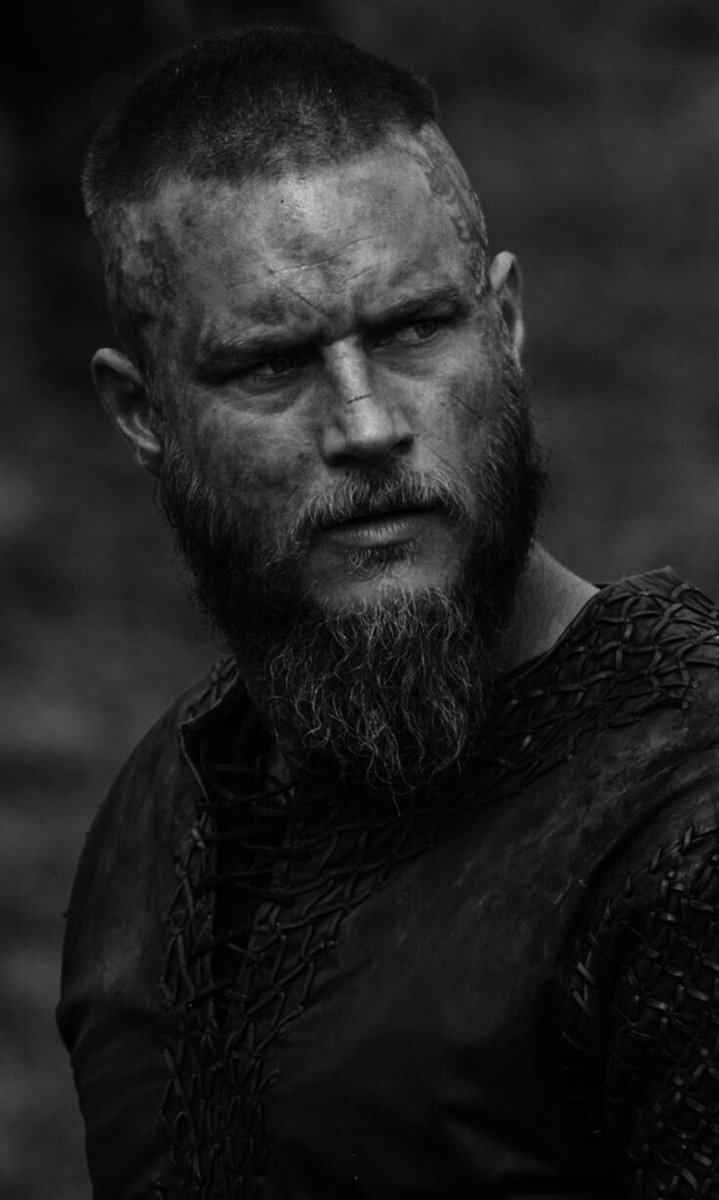 meilleurescenes's tweet photo. ⚔️🖤 https://t.co/WrsrBngNu9