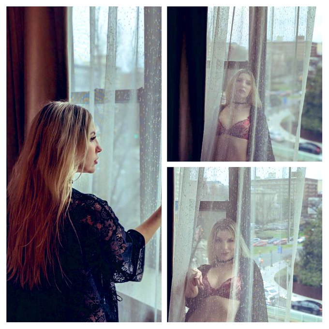 Rainy day woman - one month ago-

What’s your favorite rainy day activity? ❓❓❓

I want to go dance in