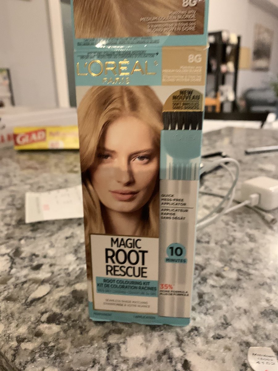 Kinder_lynn's tweet photo. Thank you @erindavis for your recommendation to use this hair root cover up.#workedwell https://t.co/nymb0VTOPz