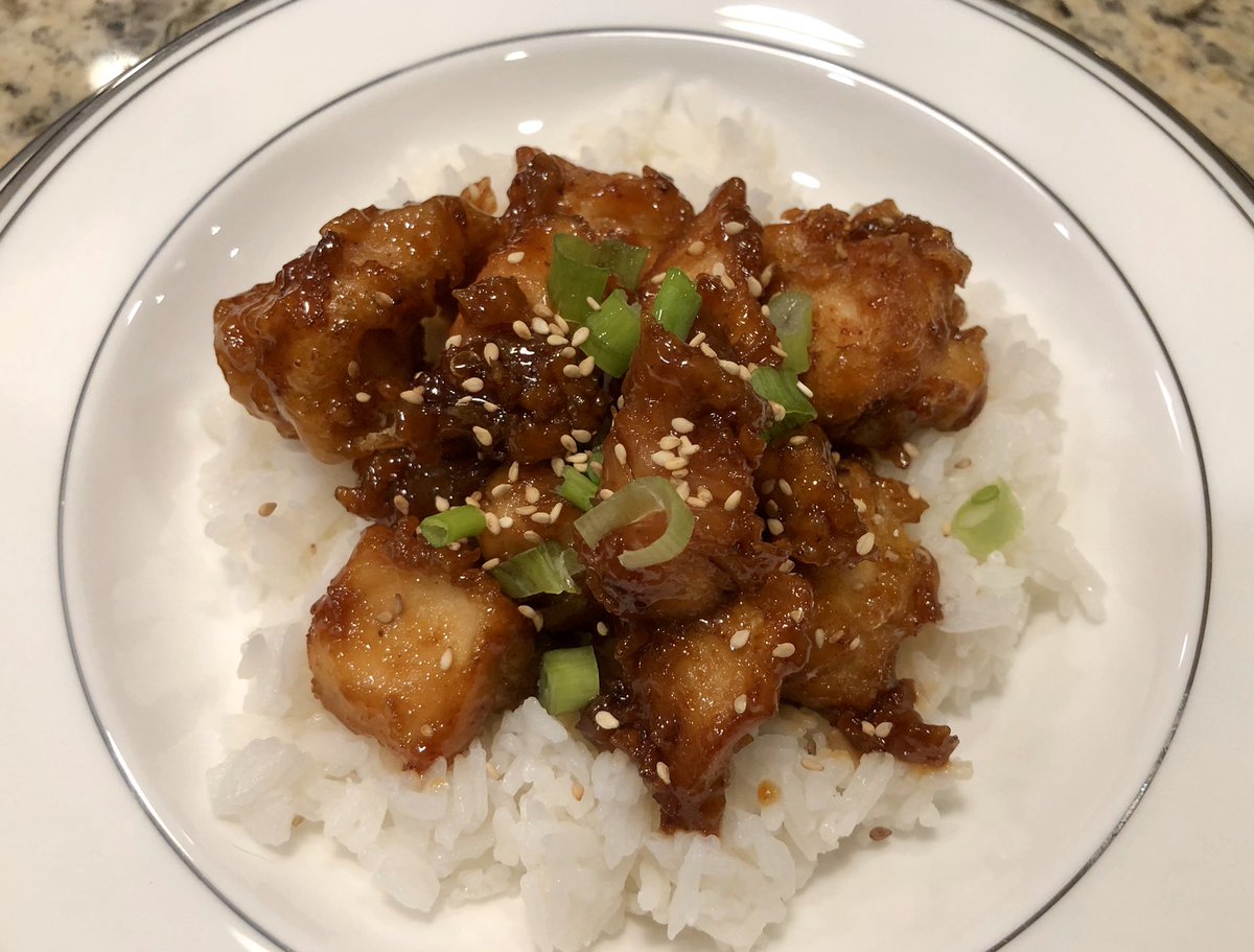 epcotbarcrawl's tweet photo. Night 5 of our Disney Dining During a Quarantine (#DDDQ)
Kids Choice tonight (& we had chicken to cook ๐)
Honey Sesame Chicken from Nine Dragons (we made it spicy)
It was fine, but the kids ate it, so a win for us https://t.co/oeqNq2GWz2