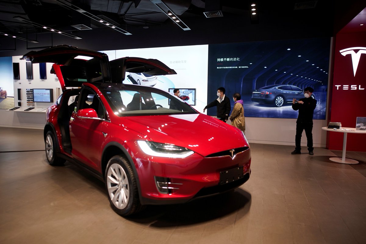 Tesla model q