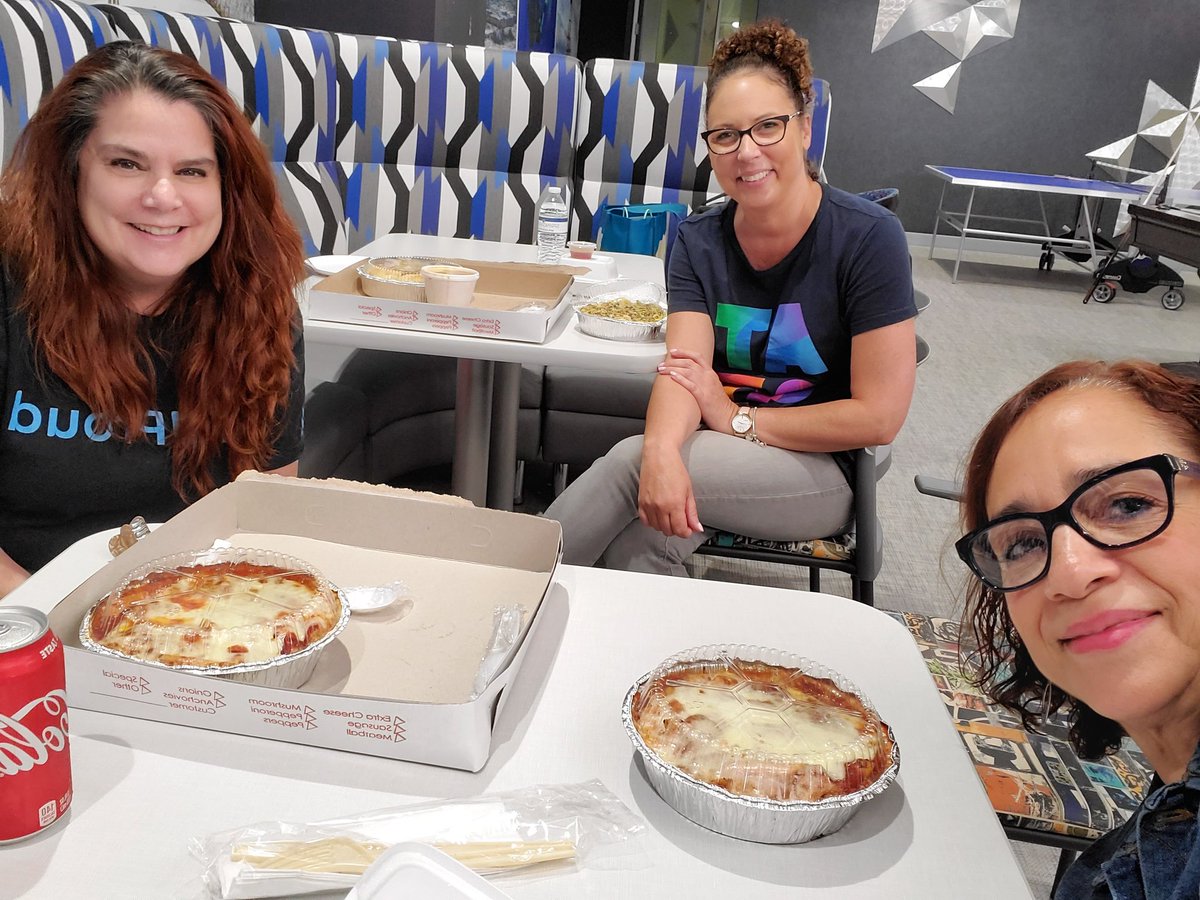 Lili Chestnut tweet media