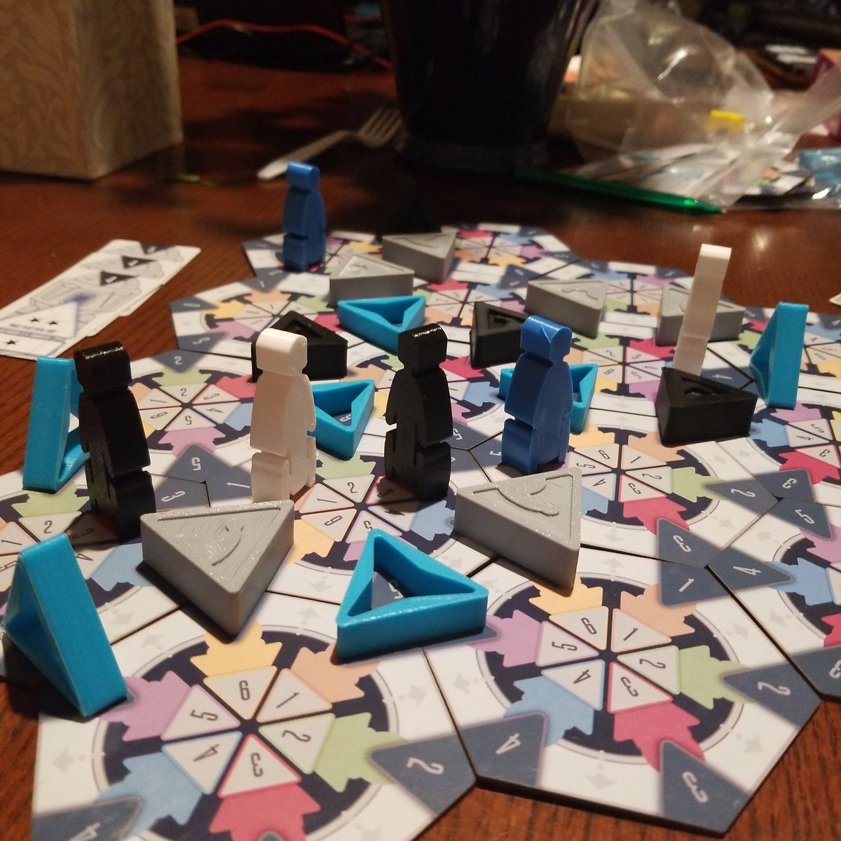 IntrsxnGames's tweet photo. Playing 3 player wayk tonight with additional scoring option. So far it's going very well. #SocialDistancing #wayk https://t.co/pQjA5Iw4aO