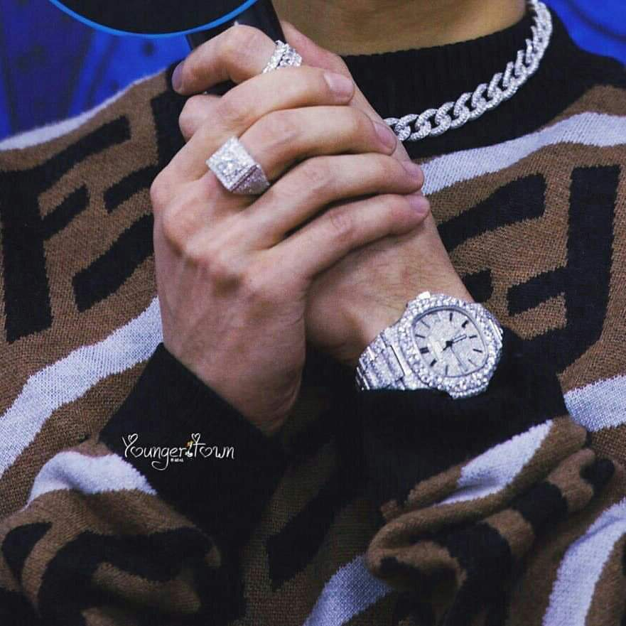 jackson wang's hands: a thread #GOT7  @GOT7Official