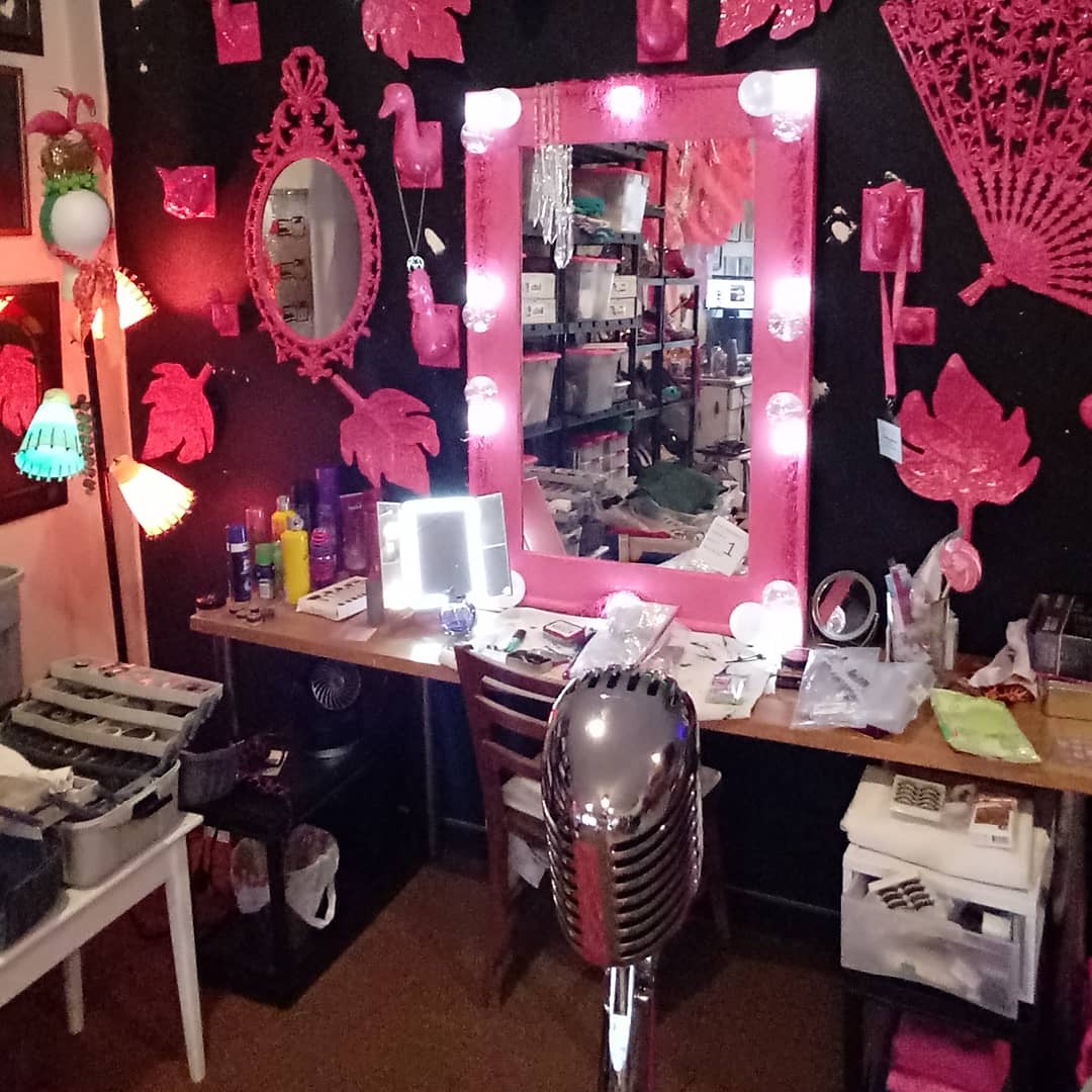 CandiWantsome's tweet photo. Dad is setting the stage for Mother.  Candi, Wantsome? Live on Facebook tomorrow at 8:30pm, don't miss it! xoxo...CW?🍭
.
#community #DISTRACTION #WeCanDoThisTogether #support #COVID19 #soberdragqueen #soberdragqueens #gayandsober #soberandgay #scruff #daddychaser #daddy https://t.co/2eUx6dSFAj