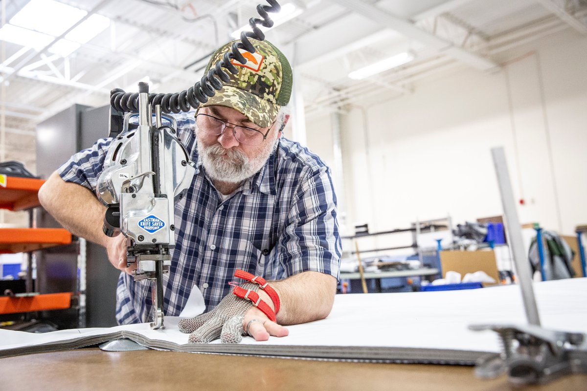 simmsfishing's tweet photo. On behalf of Simms, we are thrilled to join the fight against COVID-19 with Bozeman-made medical gowns. Thanks to all who are stepping up to help in this time of need. #FishOn #FishItWell #SimmsFishing https://t.co/UrmX5rwOzi