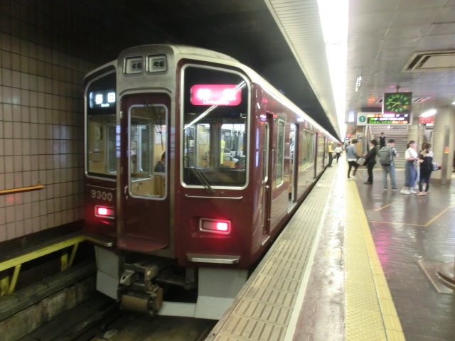 浦和 26 嫌いな車両 815系 熊本こればっかだったからな 415系乗りたかったのに まぁ熊本はあんま運用ないのですが 初めて熊本行ったとき 期待の415系にあんまり乗れなかったからちょっと嫌い T Co qojmqlgw Twitter