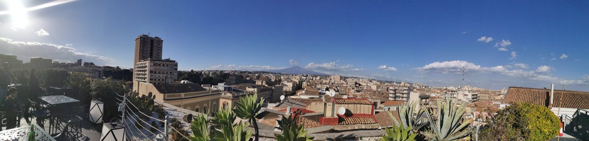 manuela_zingale's tweet image. #meravigliosa #visuale dalla #terrazza del #meraviglioso #unahotel al #centrodicatania #panoramica #panoramicacatania
#etnapadrona #mazingando #lelêxxii
#1601followers #1603followers #1605followerstome #1607followers #1609following
#1603likesme #1605likes #1607likes