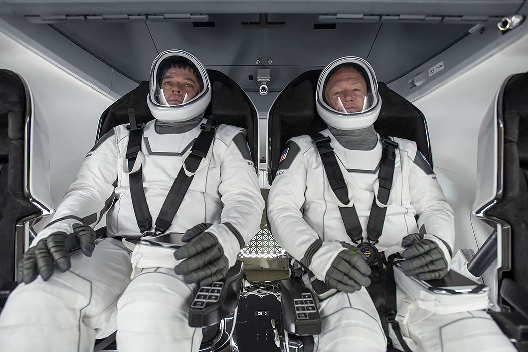 Falcon 9 (Crew Dragon Crew-1 USCV-1) - KSC - 16.11.2020 EUuTtjQXYAAy5eM?format=jpg&name=medium