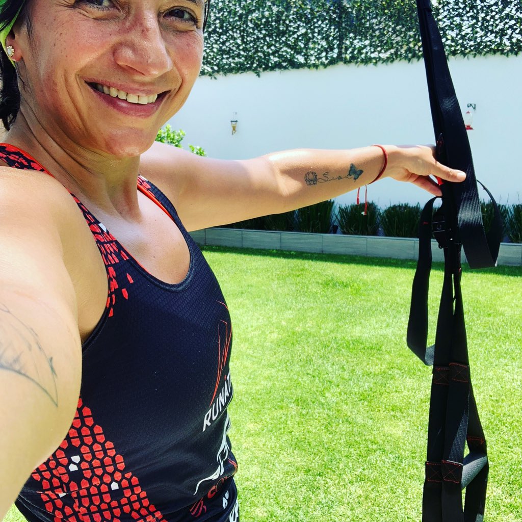 IvonneSales's tweet photo. #YoMeQuedoEnCasa @lalomaqueretaro @buffmexico @buff_es @SuuntoMX @hammernutrition #HammerNutritionalMX @Runaticos #runaticos @CubeBikesMexico #cubebikesmx https://t.co/VpURp69l20