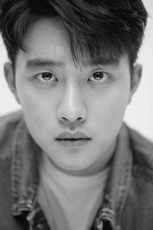 A thread of actors and singers wanting to work with actor Doh Kyungsoo and singer EXO D.O. because everybody respects his work and talent. Indeed Celebrities's Pick