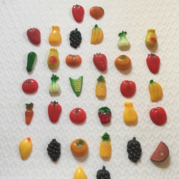 So good I had to share! Check out all the items I'm loving on <a href="/Poshmarkapp/">Poshmark</a> from <a href="/lilsforgetmenot/">Lil's Forget Me Nots</a> @MayMeagen #poshmark #fashion #style #shopmycloset #vintage: posh.mk/6d9txD0br4