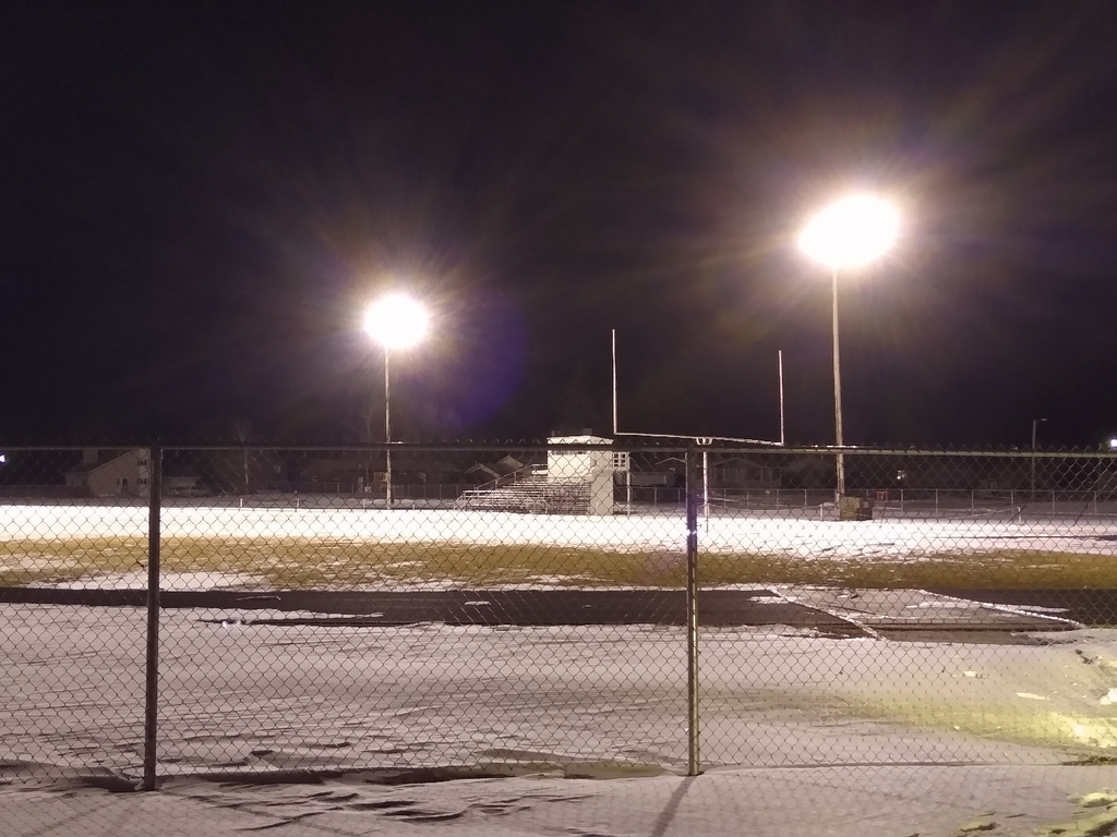 UnderwoodPS8's tweet photo. Friday Night Lights in Underwood https://t.co/D4F78ZgaIp