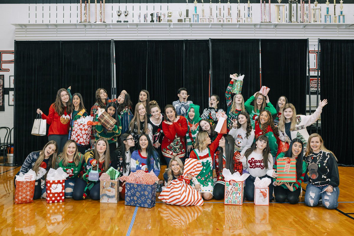 MrsKarisVan's tweet photo. Missing my sweet Panteras ❤️ @chhspanteras https://t.co/06lFaOkN8h