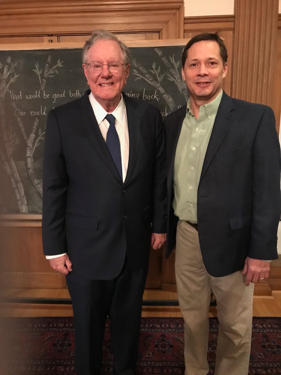 A couple weeks ago when we could still sit next to each other, 3 LFHS girls organized an AMAZING event that packed the RMA to hear Steve Forbes. Always impressed by the courage &amp; maturity of our students. #LFleadstheway