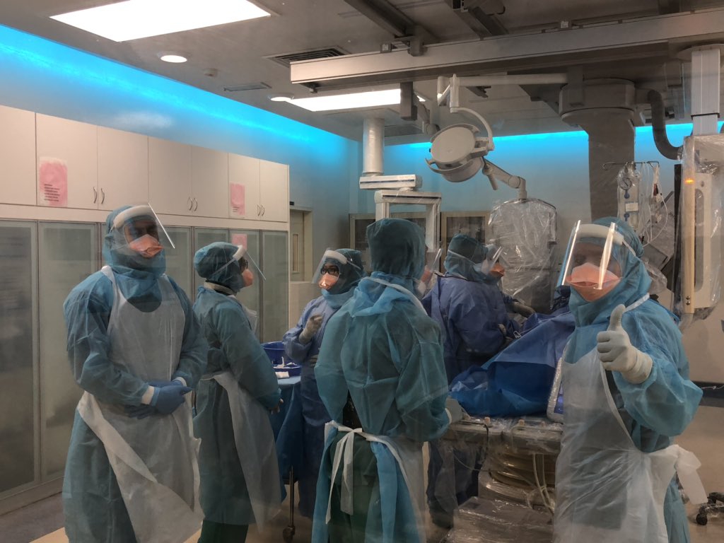 sazzlikasim's tweet image. #COVID19 forces doctors to treat heart attacks conservatively. Now theres gonna be a lot more rescue PCIs! 
- It is not easy to see and work with faceshields as it keeps fogging up! @UiTMCardio @uitmofficial @huitmofficial #SafetyFirst #stemis #FOAMed
