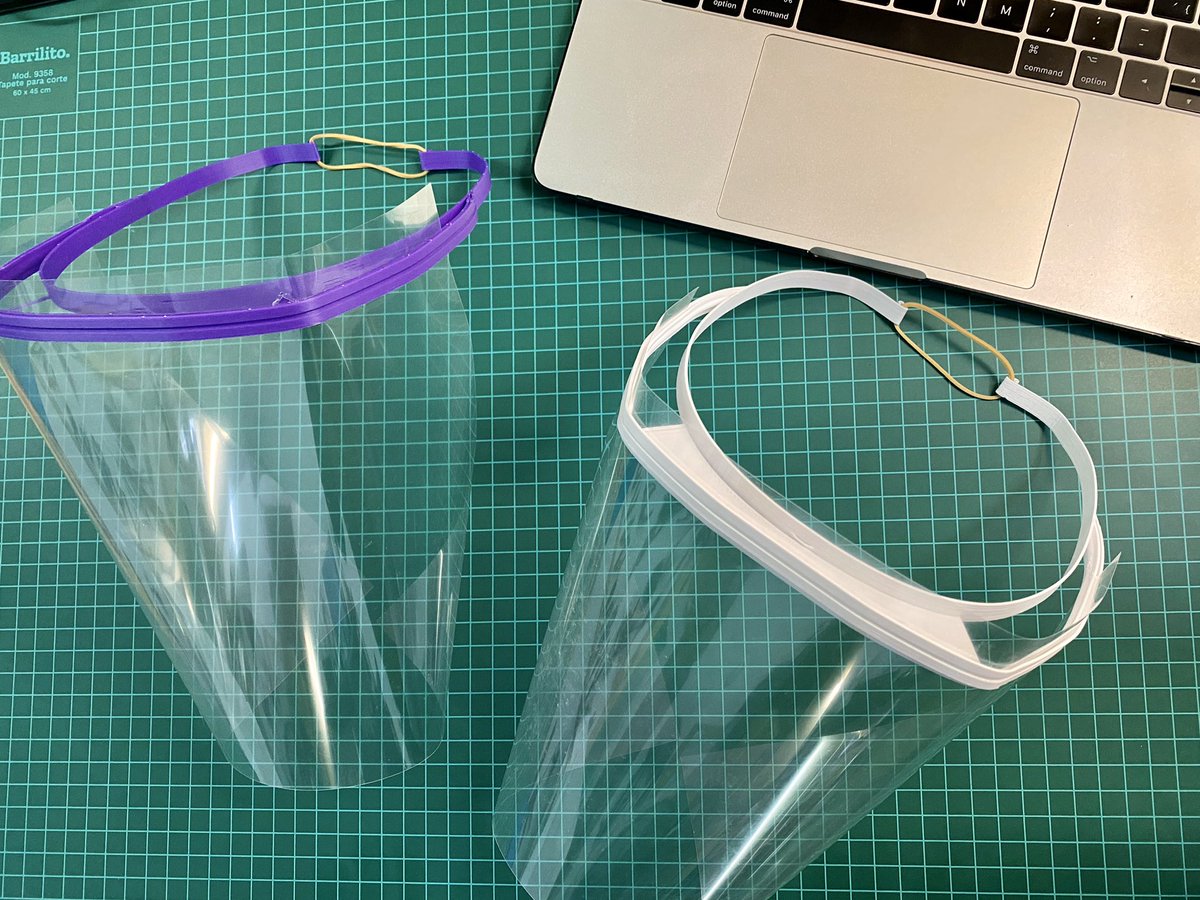 Reduje la impresión de 3 hrs a 15 minutos por máscara y 10 gramos (~100/kilo, 5veces+). Los archivos gratis en: drive.google.com/open?id=1uNqkk…. Se imprime en “vase mode” y a 160mm/s. También están las versiones apiladas 

No puse el logo, hagan lo que quieran, solo ayuden. Mañana+info