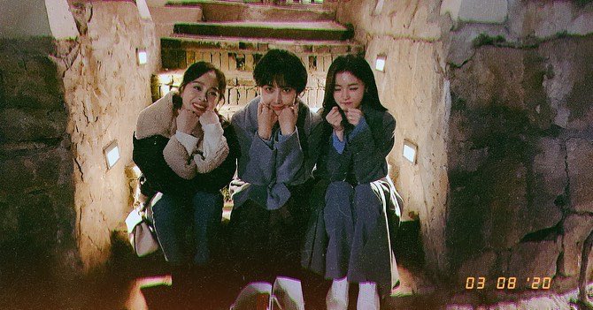 NetizenDrama's tweet photo. no #HiByeMama this week 😔 I LOVE THEM SO MUCH AND I WILL MISS THEM! NEXT SATURDAY PLEASE COME FAST 😭❤️ https://t.co/l86jkUQ9AK