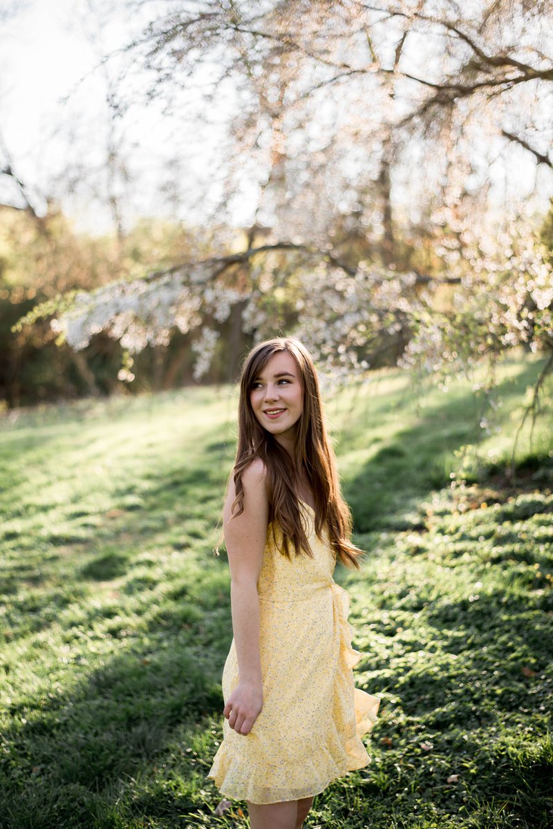 AppelSelina's tweet image. Spraaaaang quarantine 🌸 #PracticingSocialDistancing
Thanks to @NicoleCraig7 for standing a close 6ft away while shooting these photos 📷