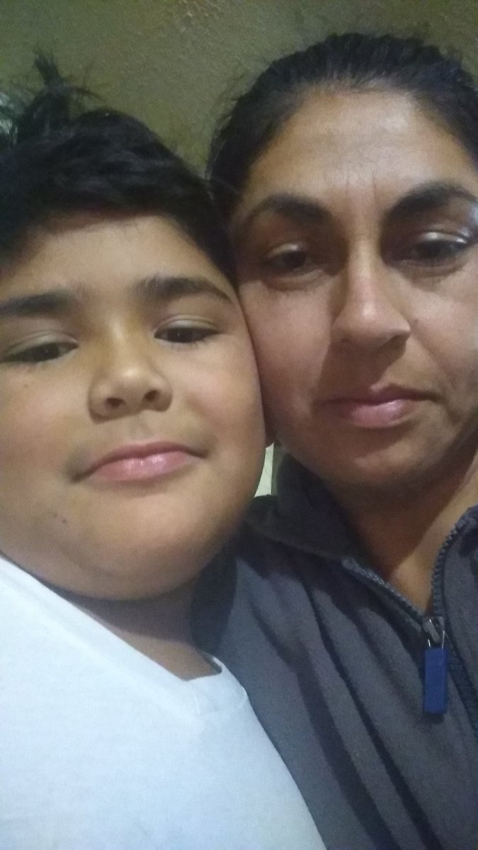 ElizabethIBG's tweet photo. Acompañando a la teleton y aportando con nuestro granito de arena. https://t.co/AVlDr6c0Ef