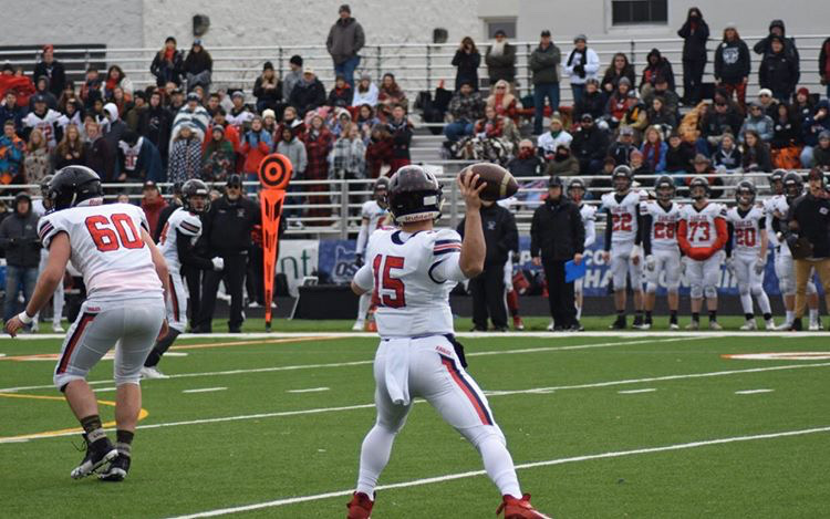 Sophomore Season Highlights
2019 State Champion (13-0)
1,984 Passing Yards - 28 TD
884 Rushing Yards - 12 TD
105.2 QBR
hudl.com/video/3/920569…
